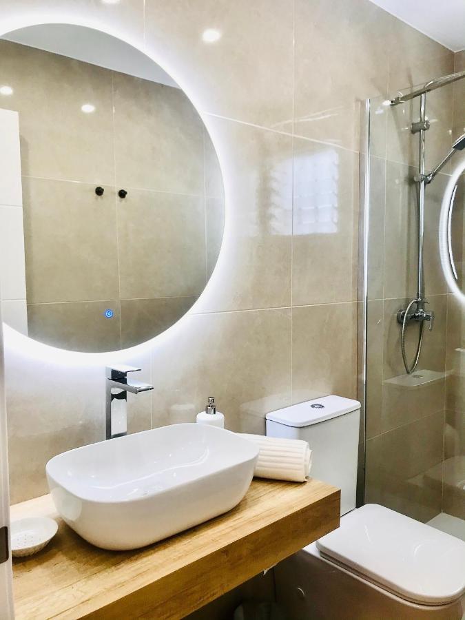 Gleaming & Well Located Apartment In Malaga Center Eksteriør billede