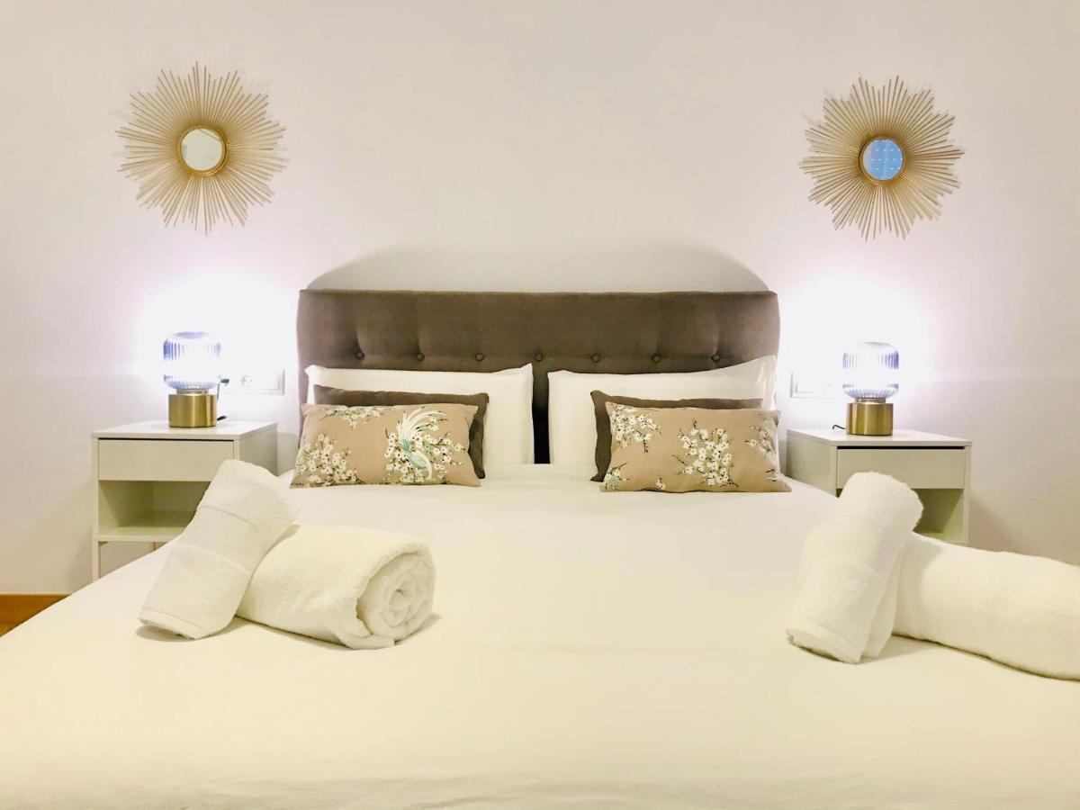 Gleaming & Well Located Apartment In Malaga Center Eksteriør billede
